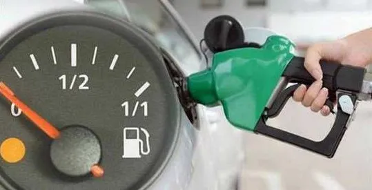 تراجع سعر البنزين والمازوت