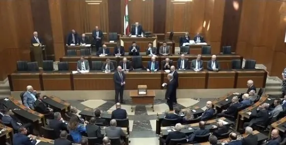39 صوتا لمعوض وللورقة البيضاء