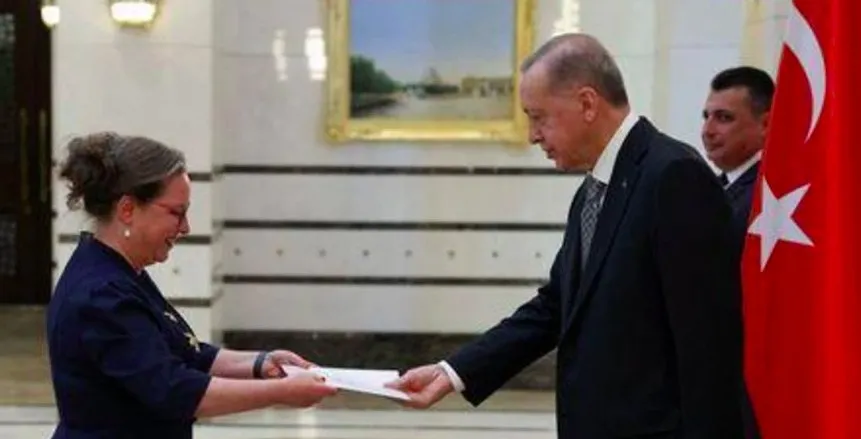أردوغان يتسلم أوراق اعتماد السفيرة الإسرائيلية الجديدة