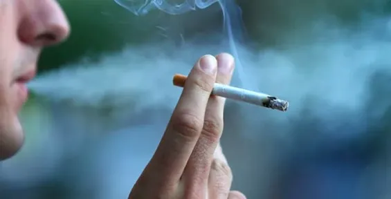 مخاطر الوحدة أقوى من التدخين
