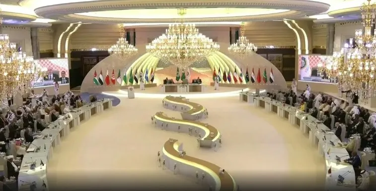 ميقاتي للدول العربية: ساعدوا لبنان