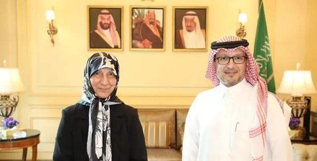 تغريدة للسفير السعودي بعد لقائه السيدة رباب الصدر