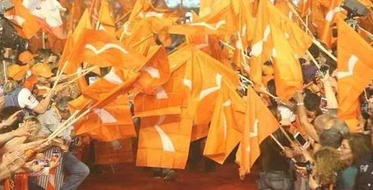 سجال عوني قواتي بشأن التمديد لقائد الجيش