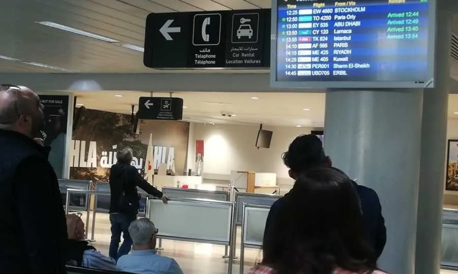 شاشات المطار عادت إلى العمل