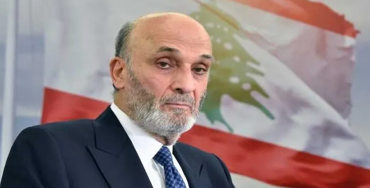 جعجع لا يفهم تجيير الحكومة  الحكومة  القرار الاستراتيجي الى حزب الله