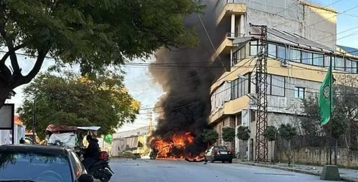 غارة اسرائيلية على سيارة مسؤول في حزب الله