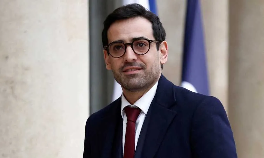 فرنسا لتجنب نشوء حرب في الجنوب