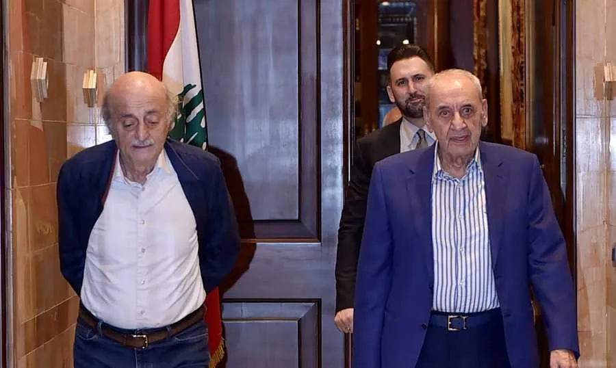 جنبلاط بعد لقاء بري: لن نفقد الأمل