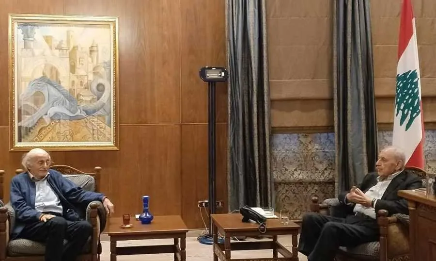 جنبلاط : اسرائيل تريد تصفية المقاومة في لبنان