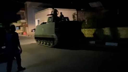 بدء الاجتياح الاسرائيلي البري المحدود