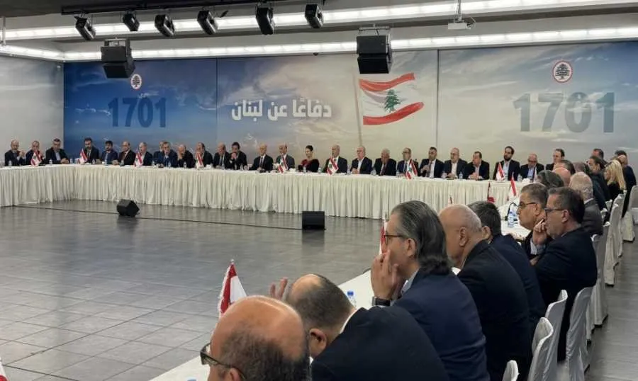 اجتماع معراب: تطبيق القرارات الدولية واتفاق الطائف