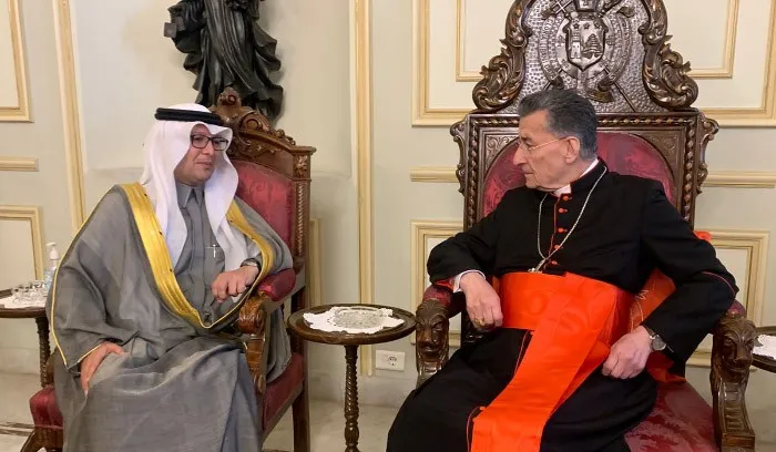 بخاري من بكركي: انتخاب الرئيس مدخل الى الحلول