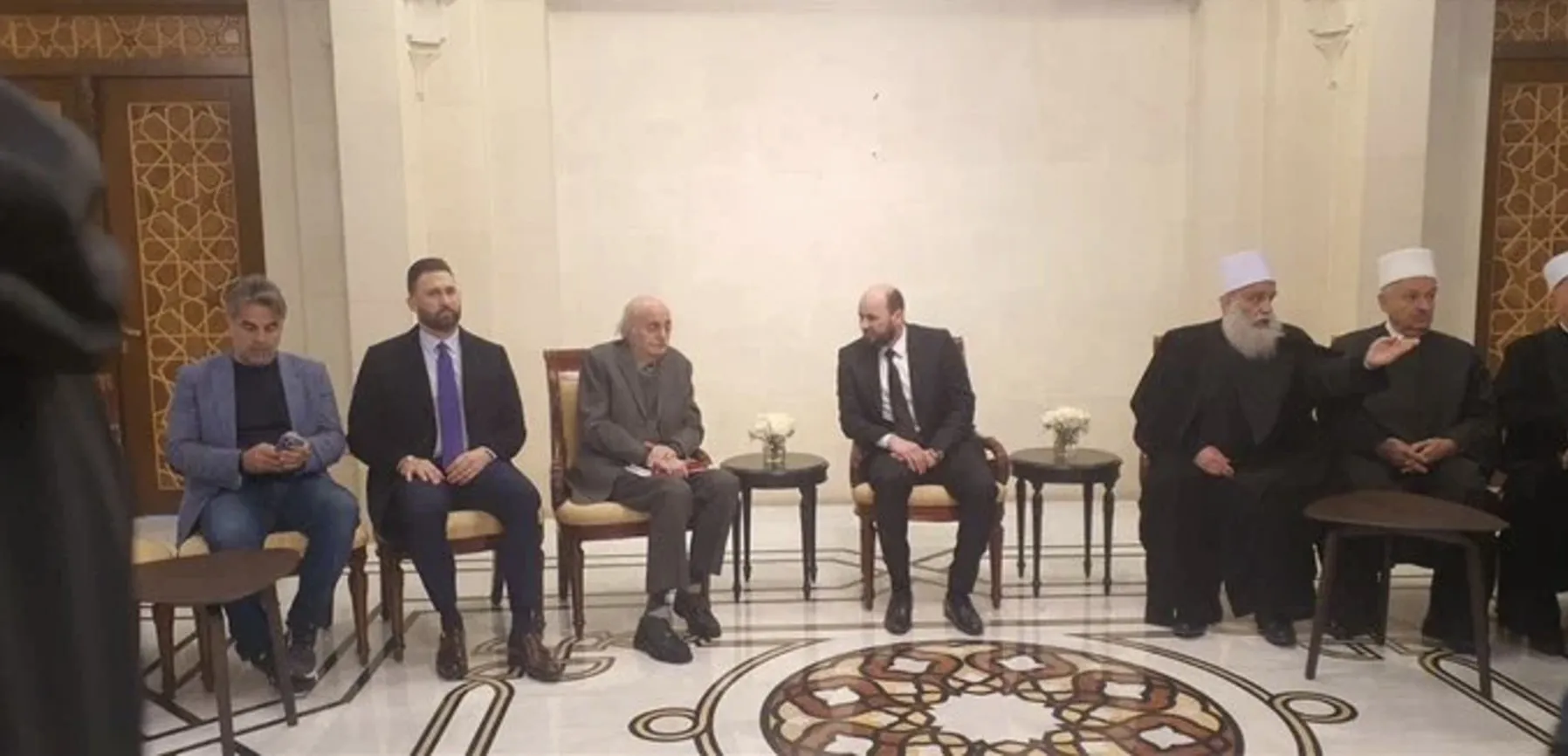 الشرع بعد لقاء جنبلاط: سوريا سند لجميع مكونات الشعب اللبناني