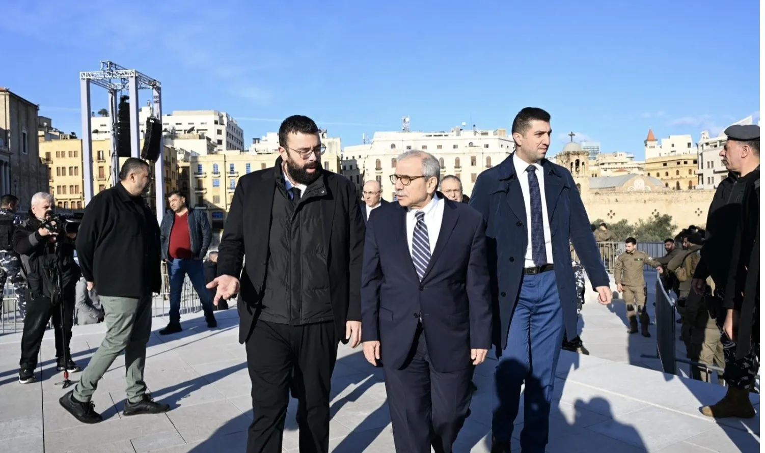 سلام بعد زيارة ضريح الحريري:لا أمان بالافلات من العقاب