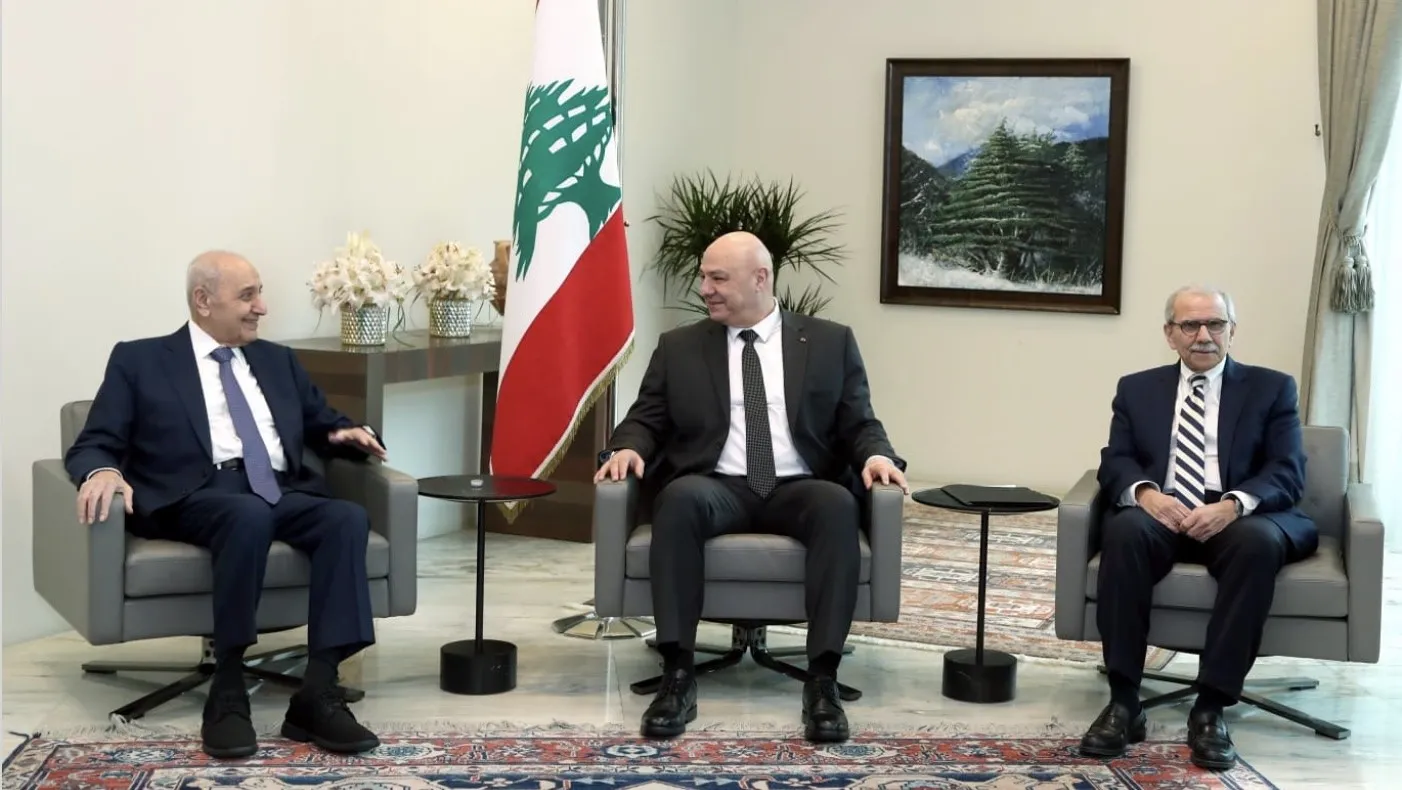 سوريا قوية بنظامها الرئاسي ولبنان ضعيف بتنازل رئيسي الجمهورية والحكومة عن الصلاحيات