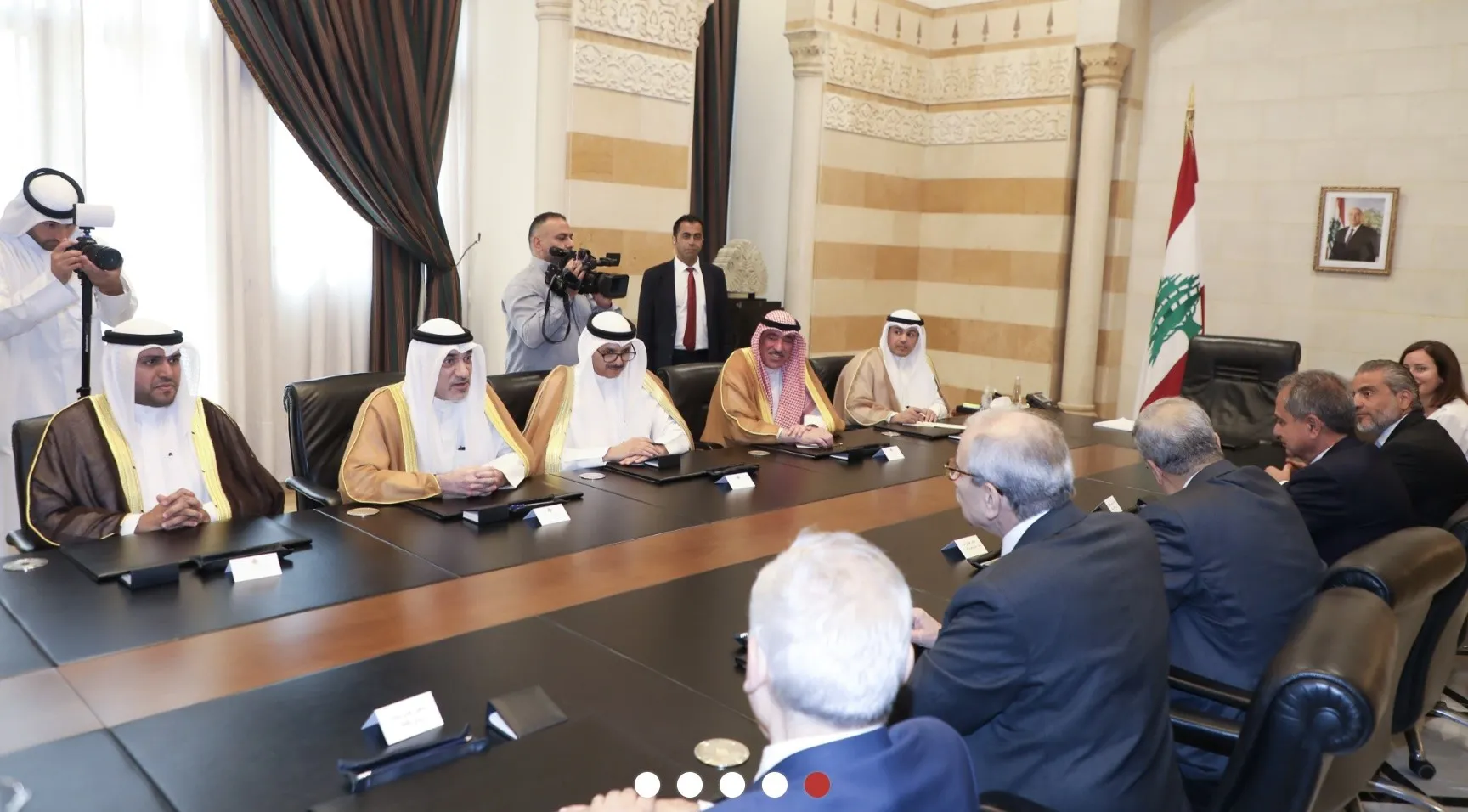العلاقات اللبنانية الكويتية:التعاون والاحترام