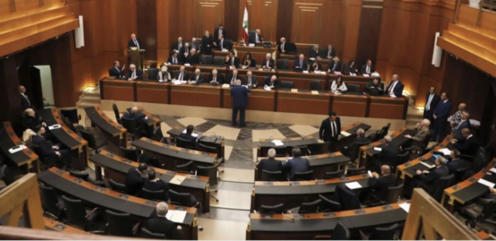 المجلس النيابي يرفع الحصانة عن بوشكيان