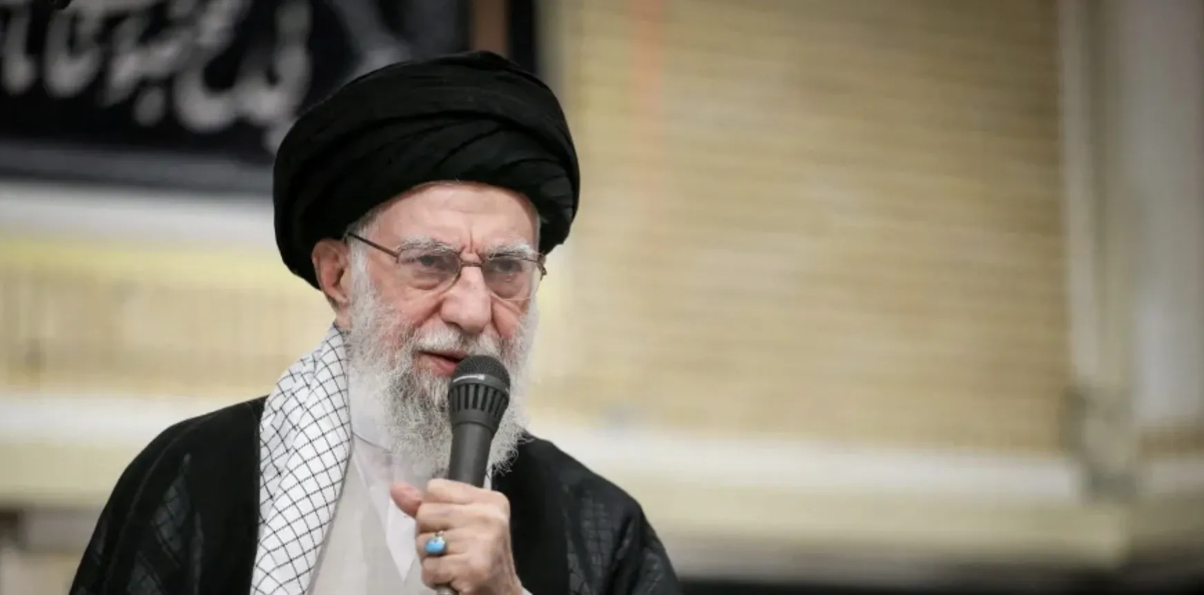 خامنئي متشائم من المفاوضات مع أميركا