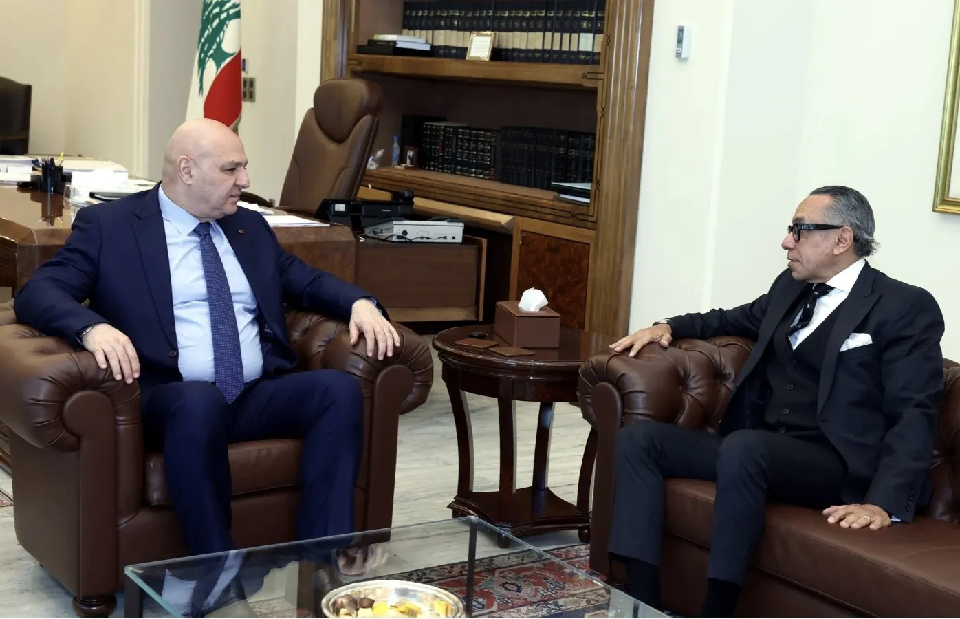 لبنان بين التهديد الاسرائيلي والوساطة المصرية