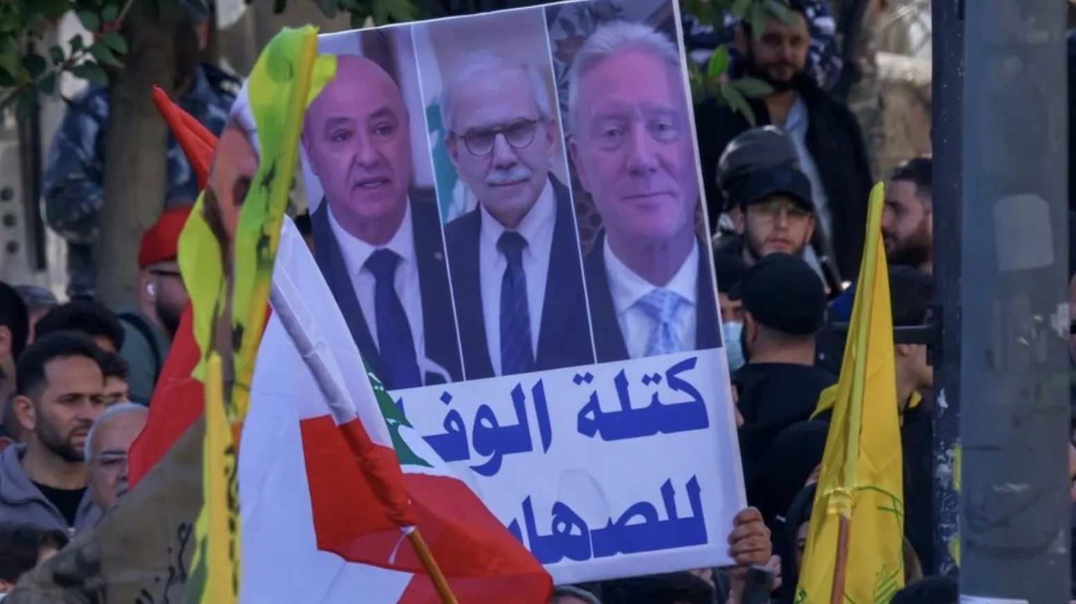 إيران من التهديد المباشر للحكومة الى هدنة تجميد التظاهرات