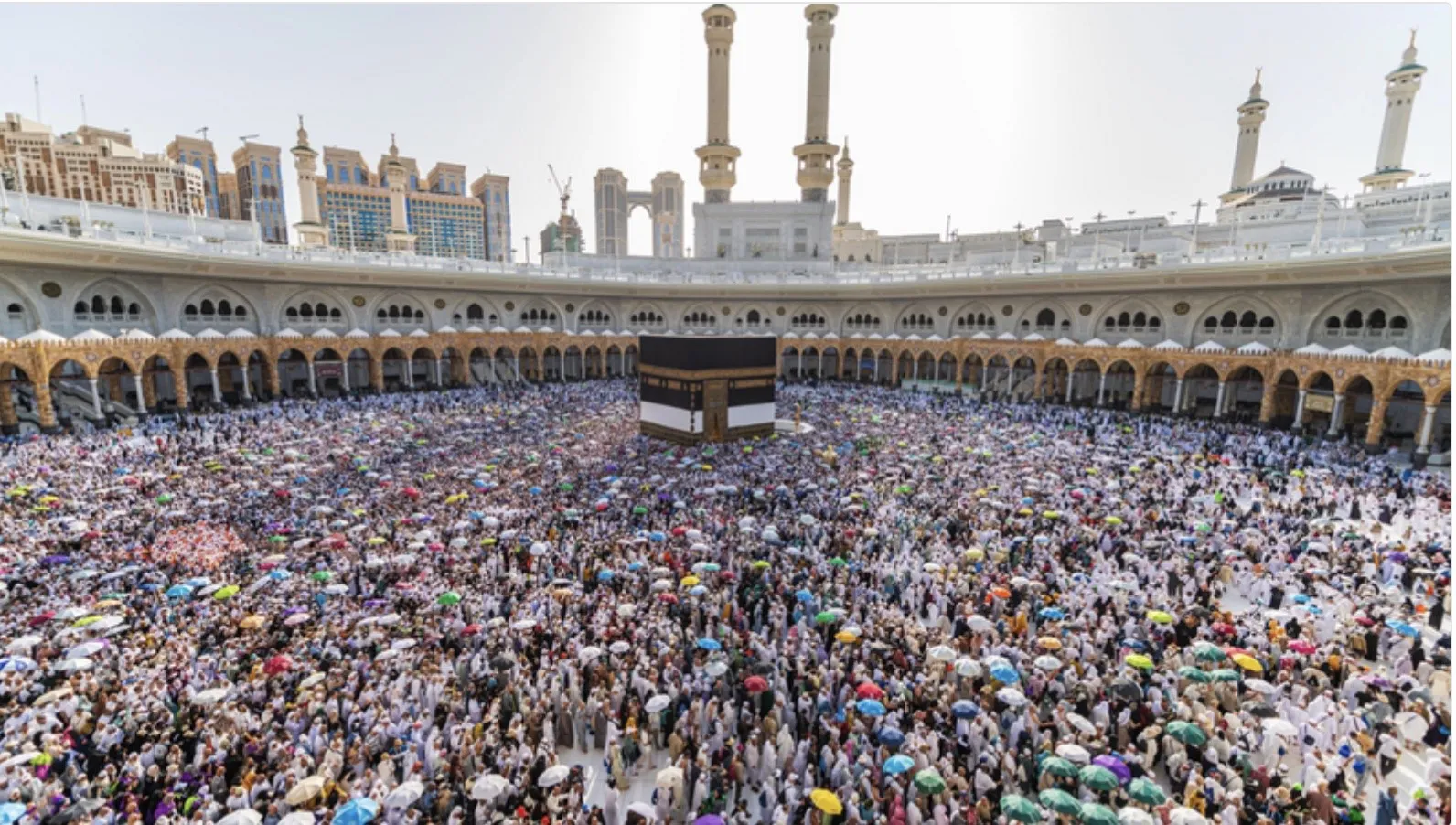 ملايين المكالمات الهاتفية  في مكة والمشاعر المقدسة