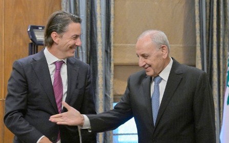 الرئيس بري يفتح نافذة التفاوض بين سقف الدولة وحسابات الثنائي